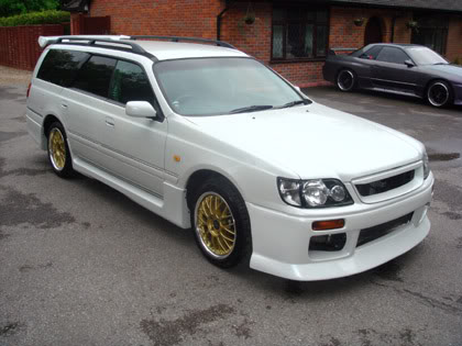 Nissan Stagea RS260